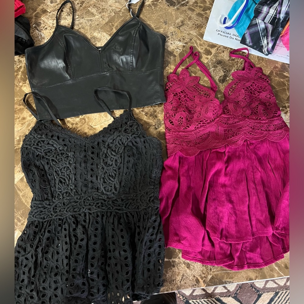 Super cute camis size Small